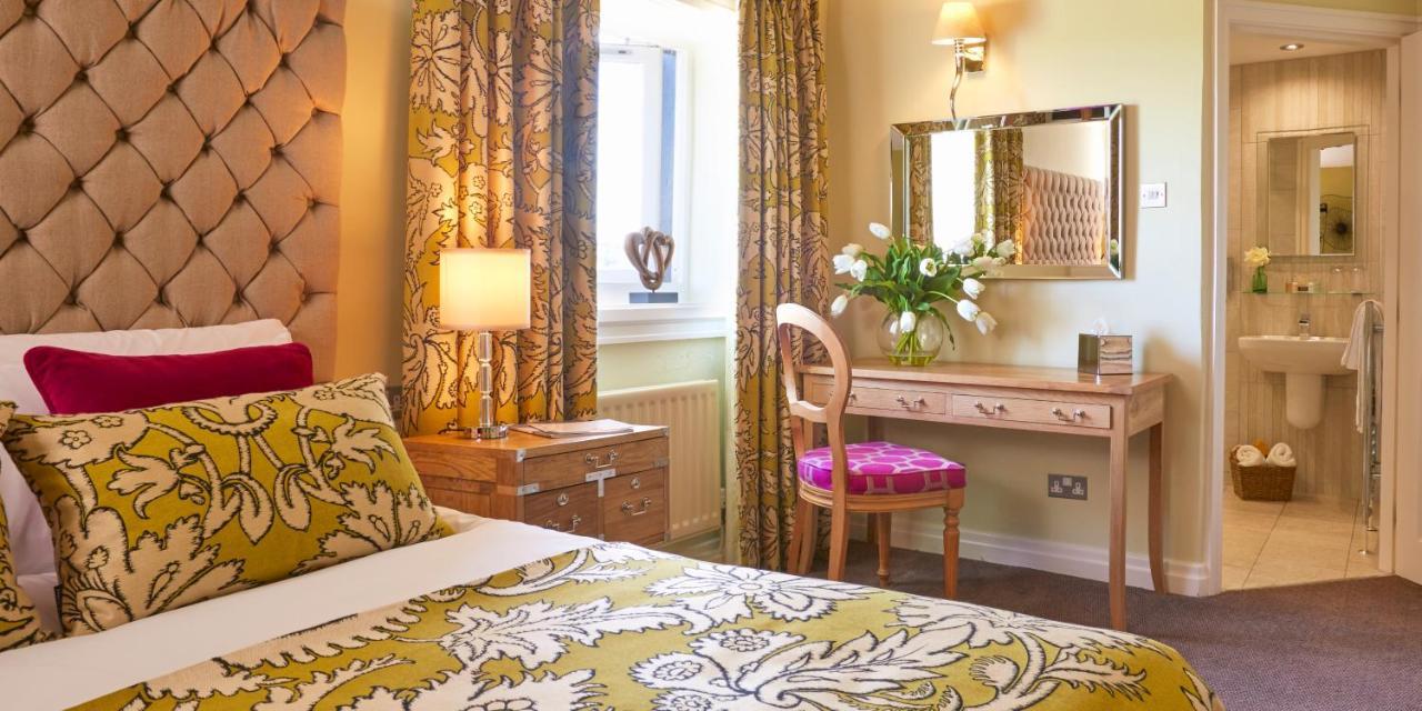 The White Hart At Lydgate Hotel Oldham Buitenkant foto