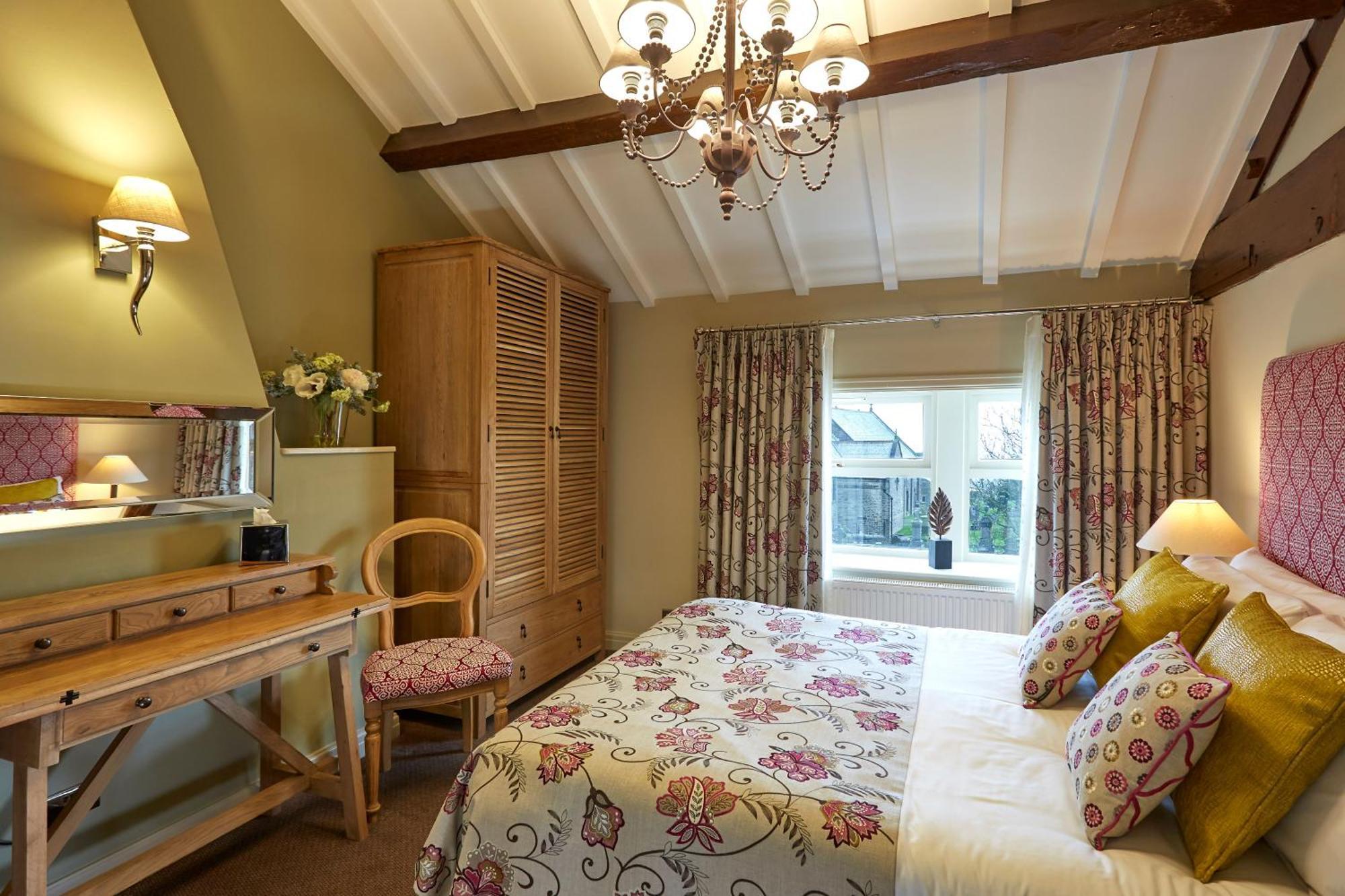 The White Hart At Lydgate Hotel Oldham Buitenkant foto